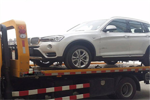 雨城拖车24小时服务电话